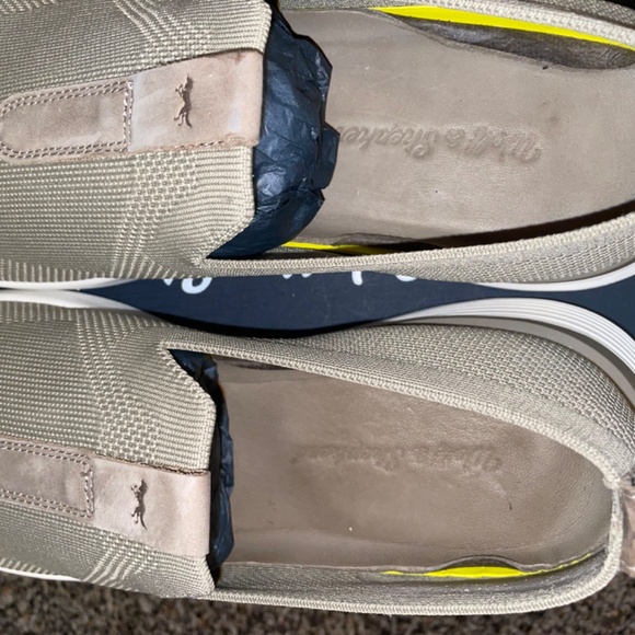 Wolf and Sheperd Slip on Softknit Loafer Stone/White Mens Size 10 Womens Size 12 - Picture 6 of 7